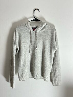 Vince Camuto Light Gray Hooded Sweater